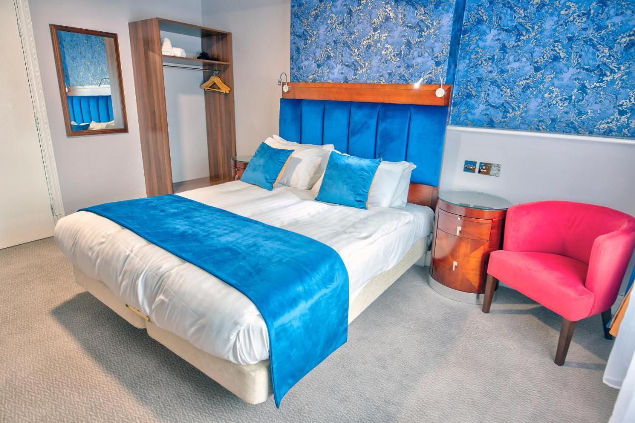 The Bridge Hotel Thrapston  Luaran gambar
