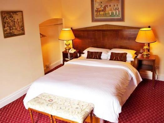 The Bridge Hotel Thrapston  Luaran gambar